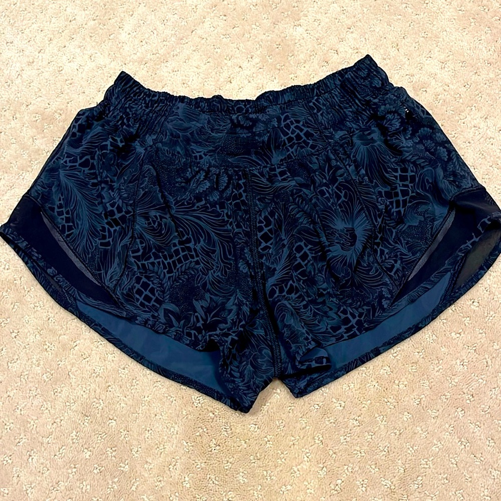 Lululemon running shorts (Size 4)